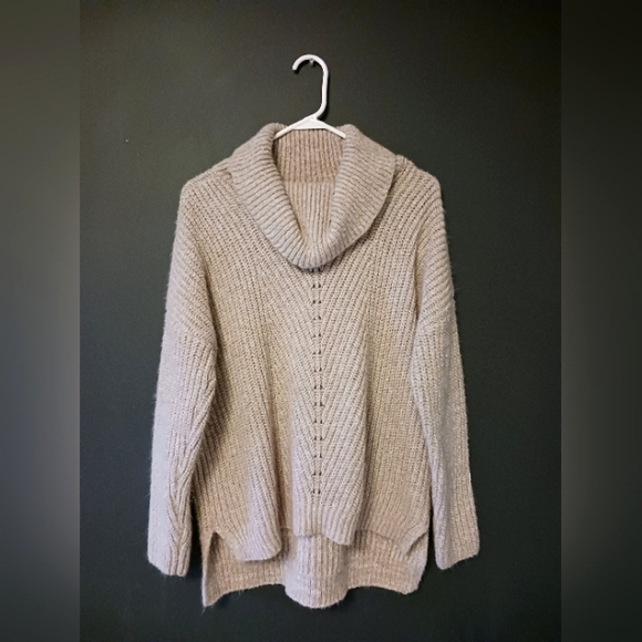 Time and Tru Tops - TIME AND TRU  women's tan turtle neck Large